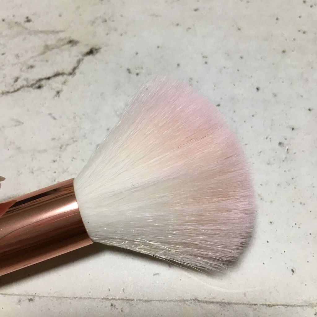 ごくふわっ ミッキーブラシ/DAISO/メイクブラシを使ったクチコミ(3枚目)