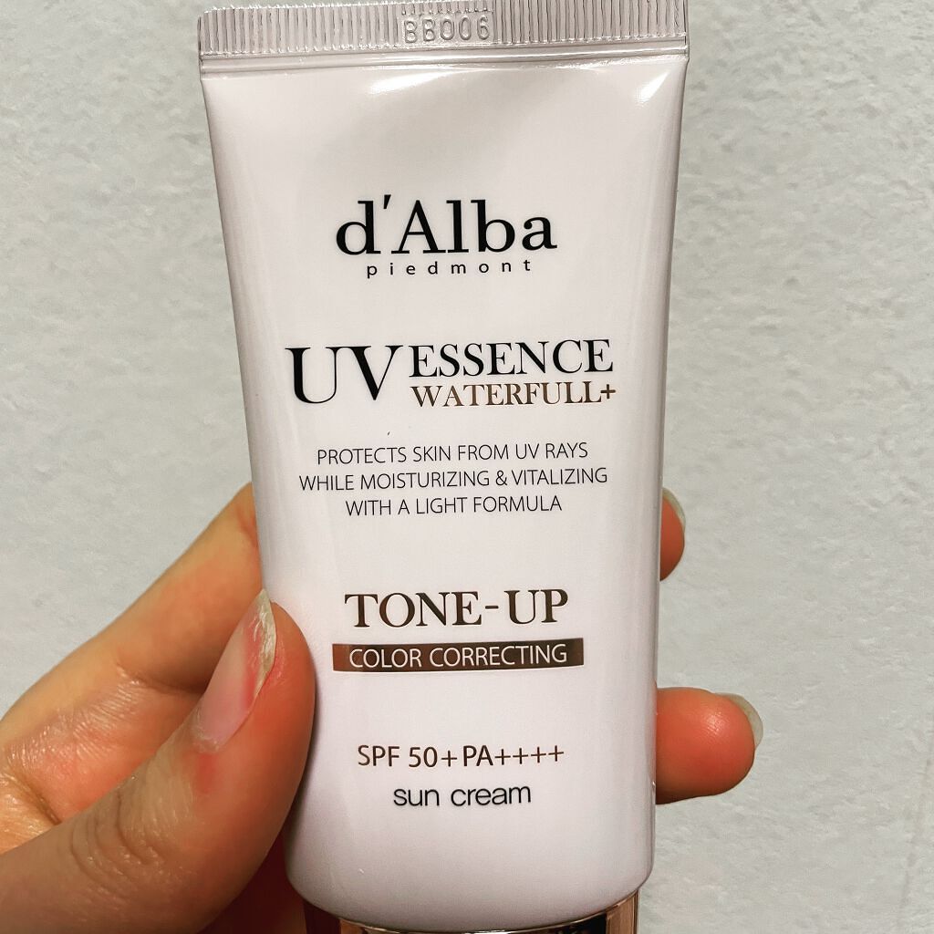 ウォータフルトーンアップサンクリーム/ダルバ/日焼け止めクリームを使ったクチコミ（2枚目）