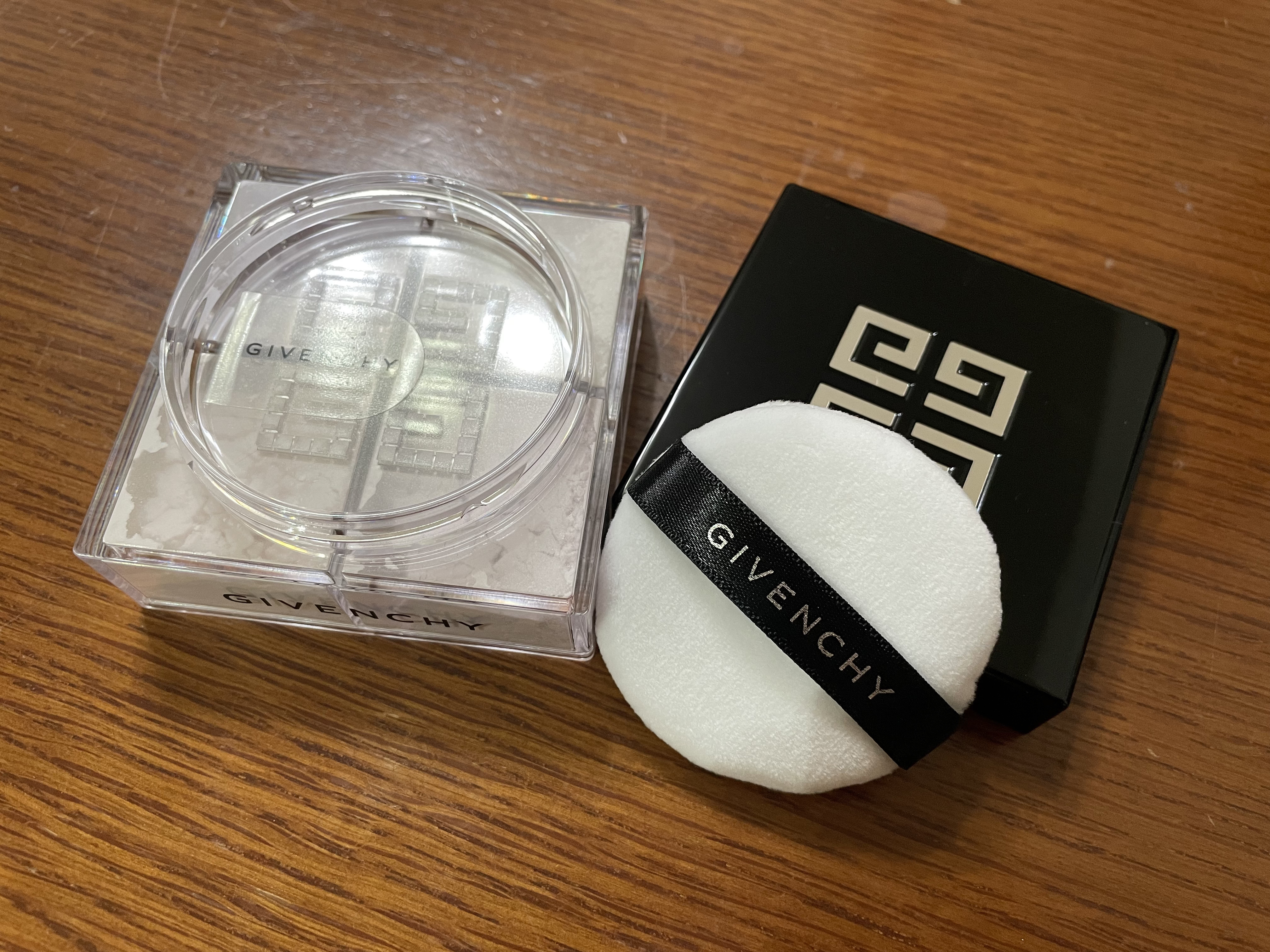 プリズム・リーブル/GIVENCHY/ルースパウダーを使ったクチコミ（2枚目）