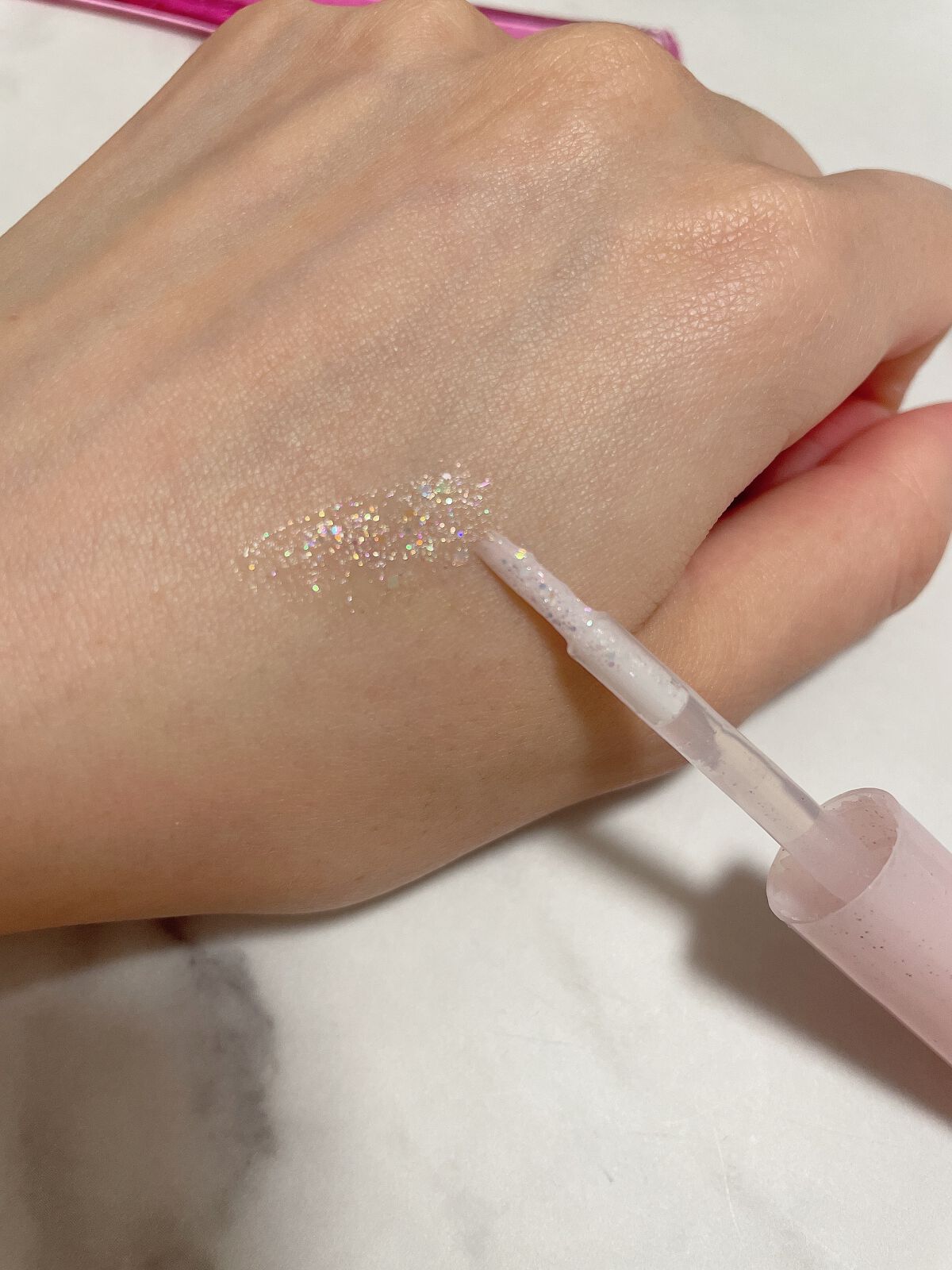 シュガー トゥインクル リキッド グリッター/PERIPERA/グリッターを使ったクチコミ（2枚目）