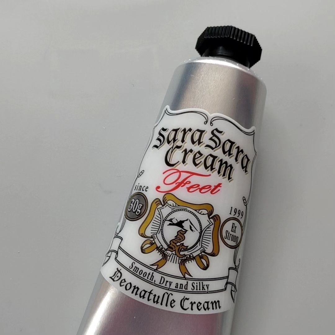 薬用足指さらさらクリーム/デオナチュレ/デオドラント・制汗剤を使ったクチコミ（2枚目）