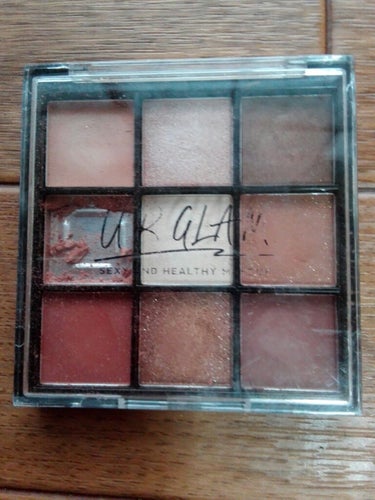 UR GLAM　BLOOMING EYE COLOR PALETTE/U R GLAM/アイシャドウパレットを使ったクチコミ（1枚目）