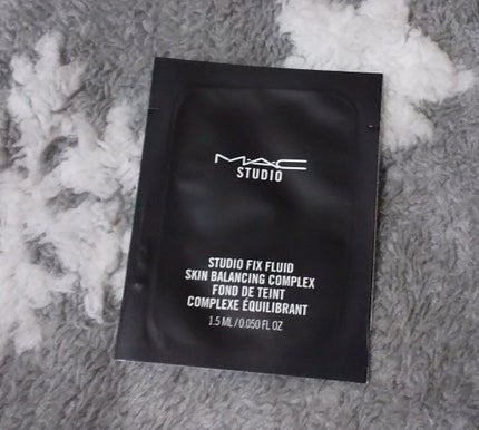 スタジオフィックス フルイッド SPF 15/M・A・C/リキッドファンデーションを使ったクチコミ(1枚目)