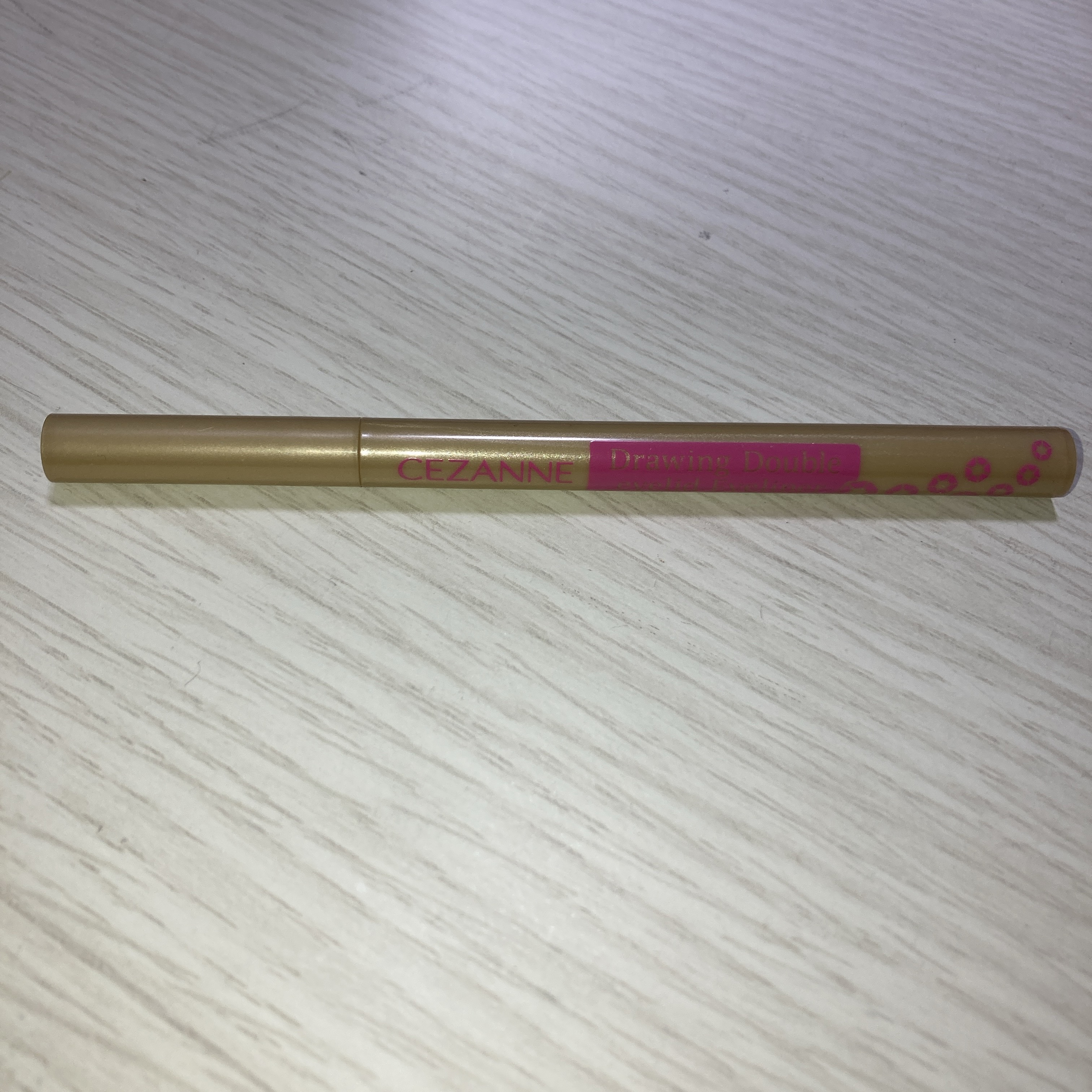 描くふたえアイライナー/CEZANNE/リキッドアイライナーを使ったクチコミ（1枚目）