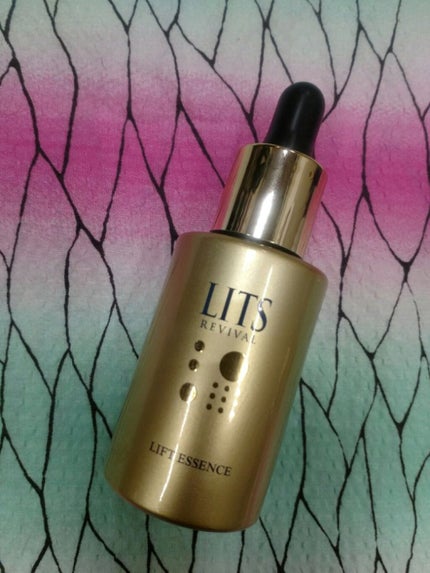 リバイバル リフトエッセンス/リッツ/美容液を使ったクチコミ(5枚目)