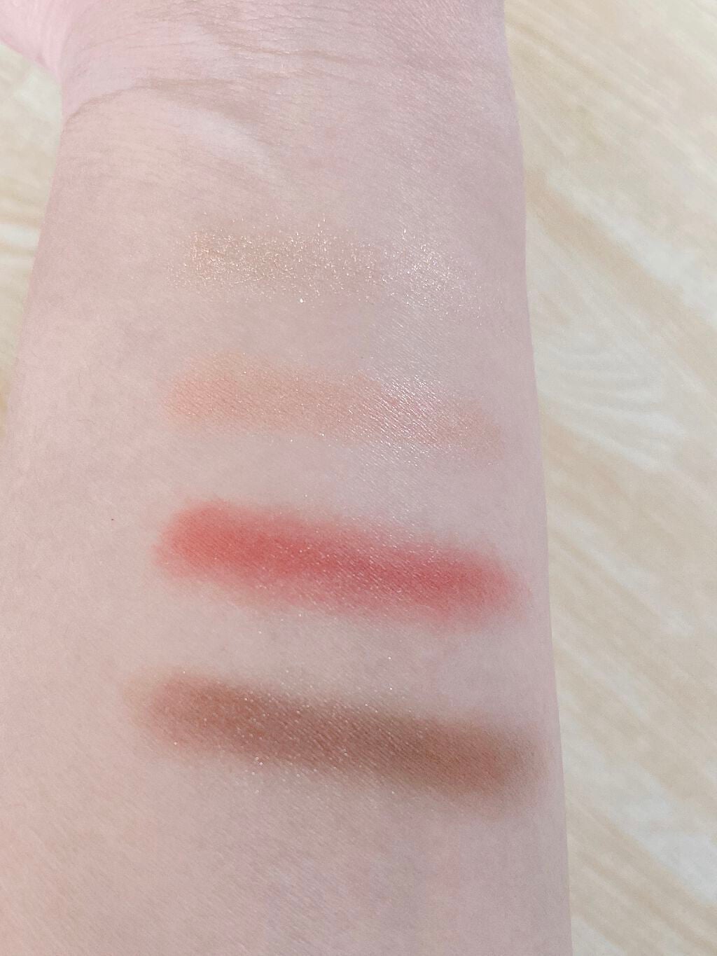 メロウ フィーリング アイズ パリジェンヌ ホリデー /ESPRIQUE/アイシャドウパレットを使ったクチコミ(3枚目)