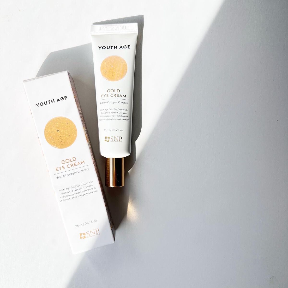 ユースエイジゴールドアイクリーム/SNP/アイケア・アイクリームを使ったクチコミ(1枚目)
