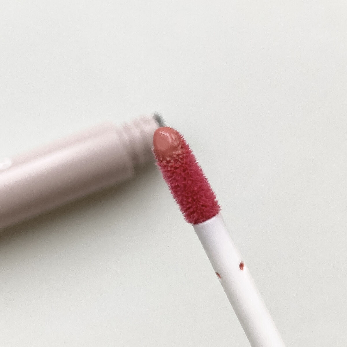 ワンデイ アートメイク ルージュ 05 Peach Beige/FASIO/口紅を使ったクチコミ（2枚目）