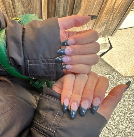 #フレンチネイルのネイルデザイン