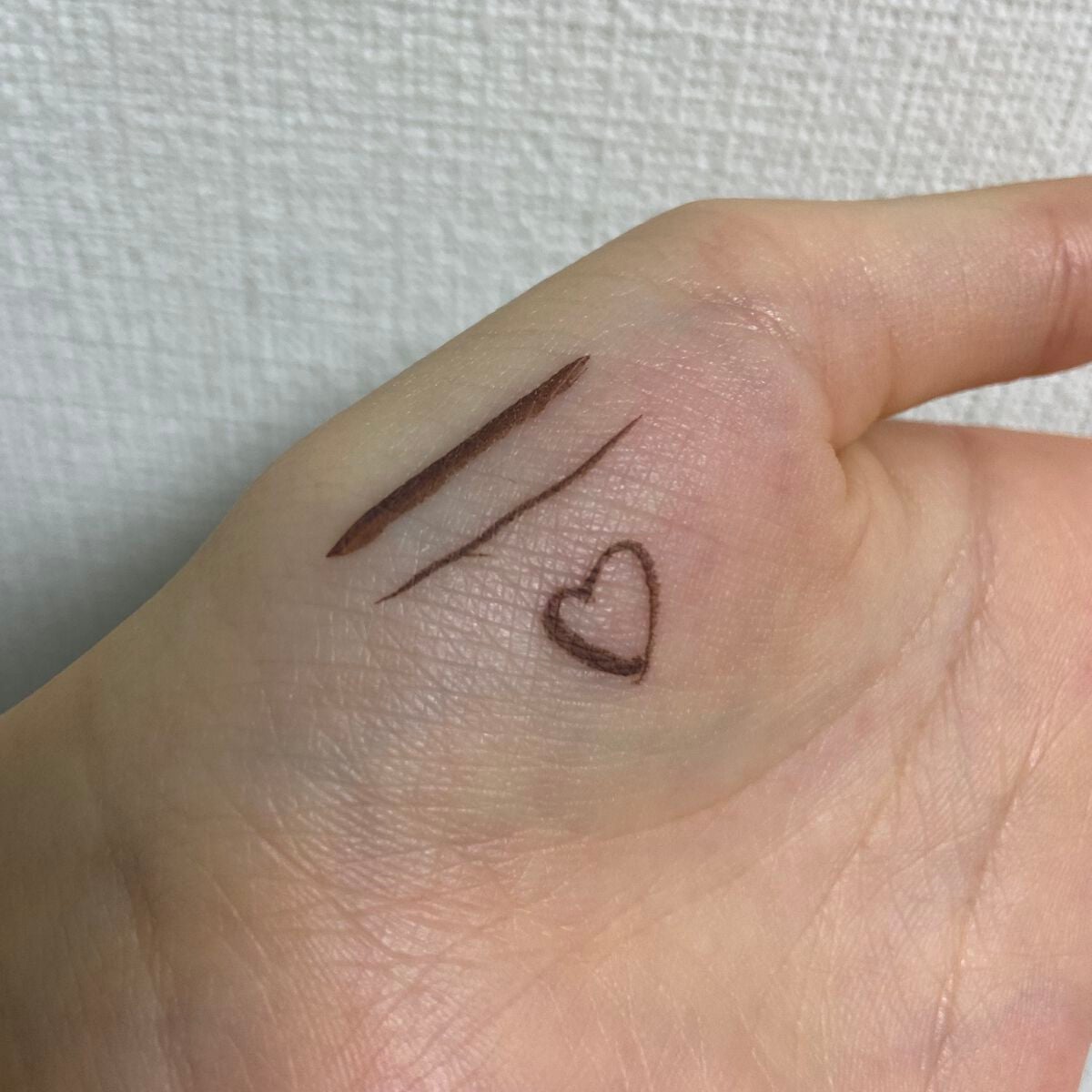 シルキーリキッドアイライナーWP/D-UP/リキッドアイライナーを使ったクチコミ(2枚目)