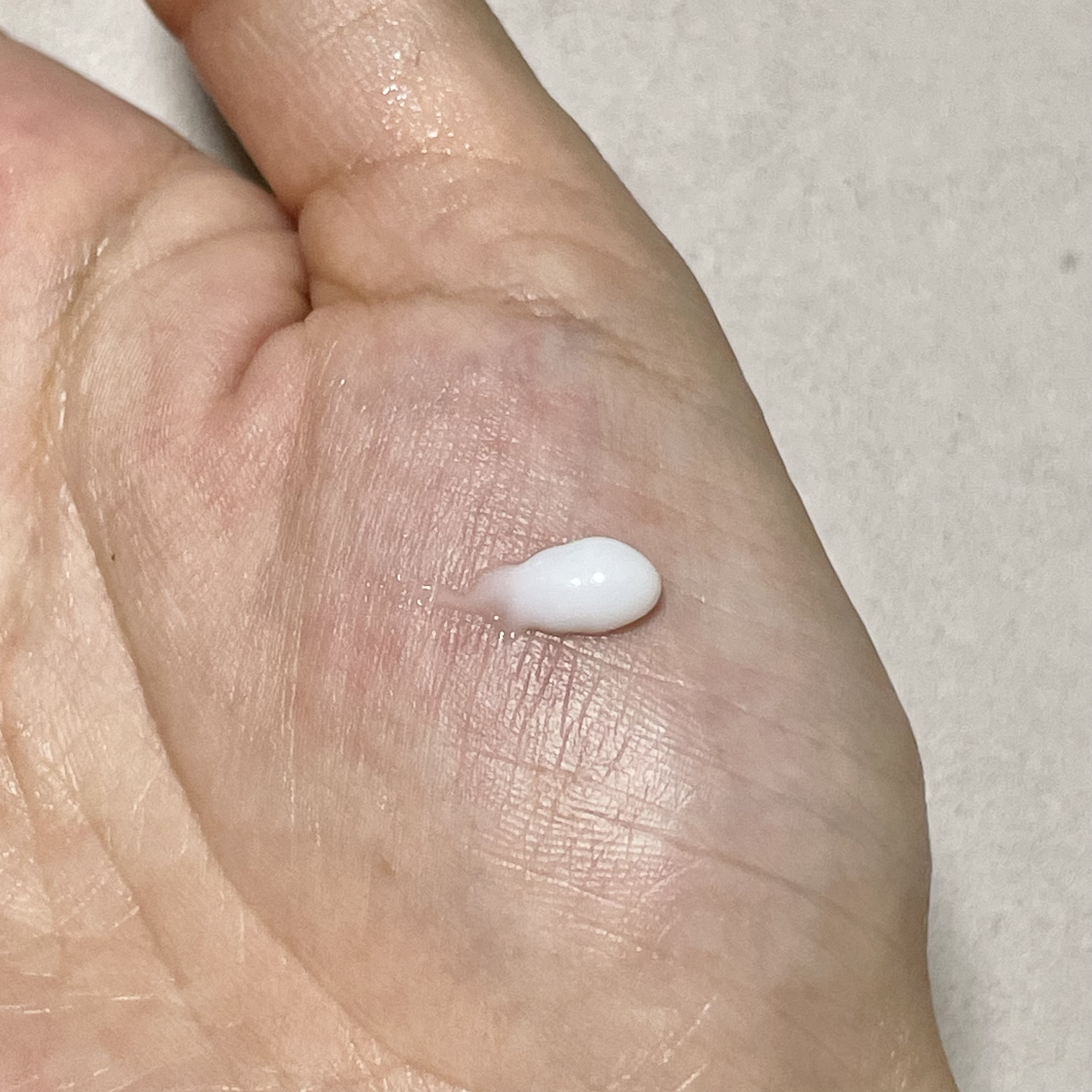 キープ コンフィデンス プライマー/vim BEAUTY/化粧下地を使ったクチコミ（2枚目）