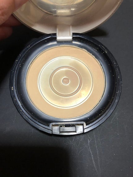 毛穴パテ職人 フィニッシュキープパウダー/毛穴パテ職人/プレストパウダーを使ったクチコミ(3枚目)