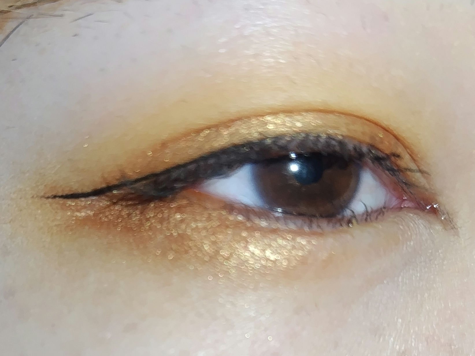 パウダー キス アイシャドウ/M・A・C/単色アイシャドウを使ったクチコミ（3枚目）