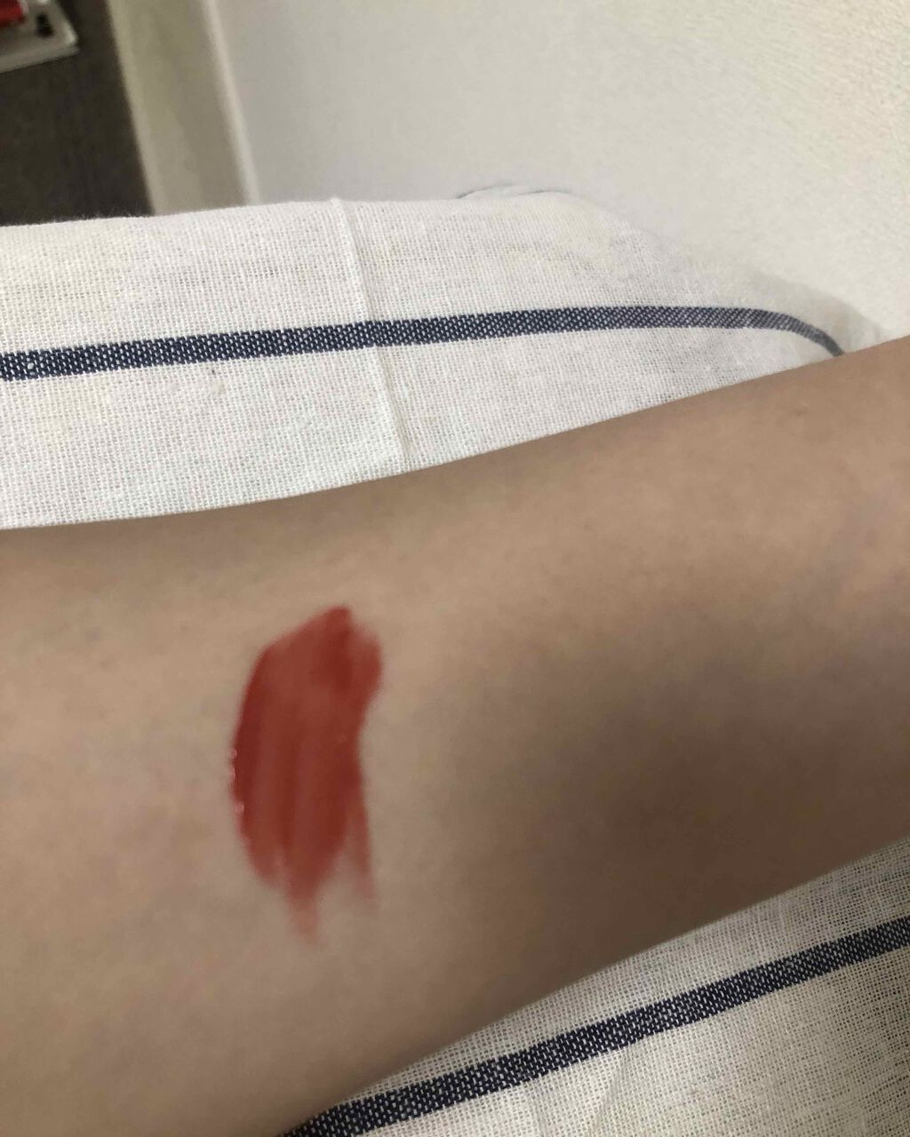 ジューシーラスティングティント/rom&nd/リップティントを使ったクチコミ(2枚目)