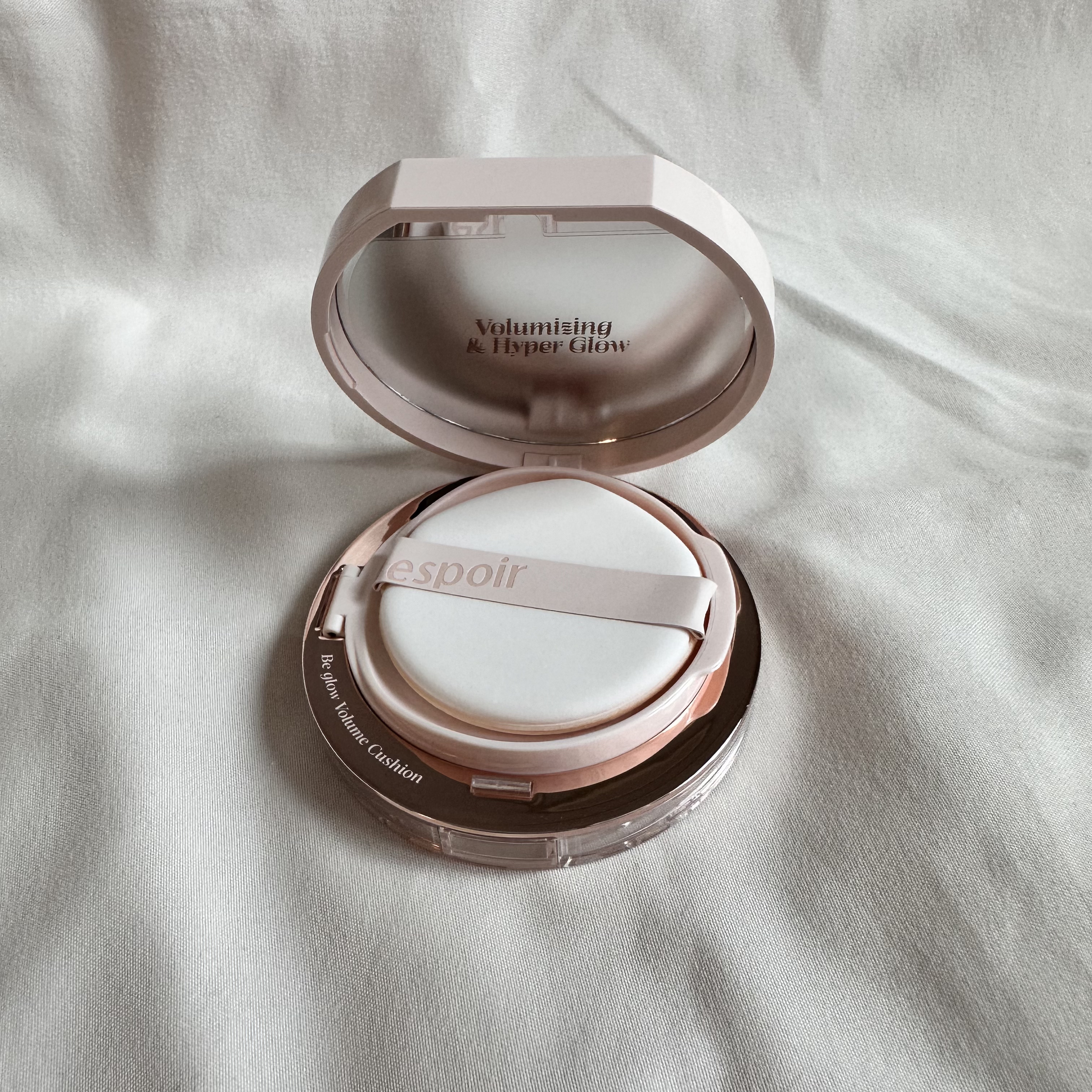 エスポア ビーグロー ボリュームクッション/espoir/クッションファンデーションを使ったクチコミ（2枚目）