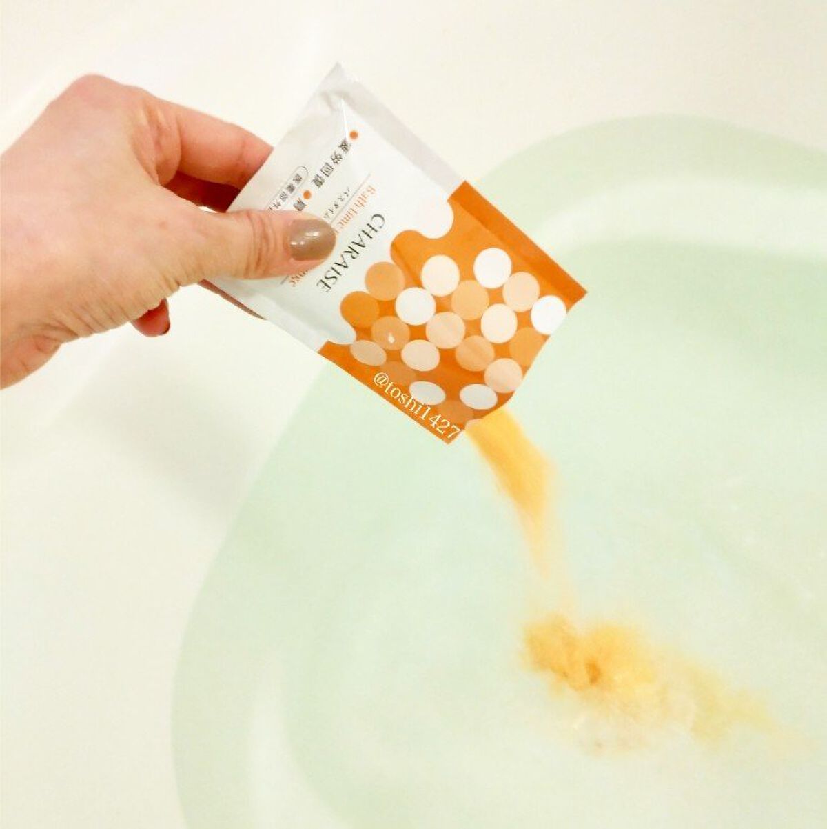 シャルレ シャルエーゼ バスタイムレシピ オレンジのクチコミ「
『シャルエーゼ バスタイムレシピ』
　［医薬部外品］




寒い冬に嬉しい、
あったか芳香.....」（3枚目）