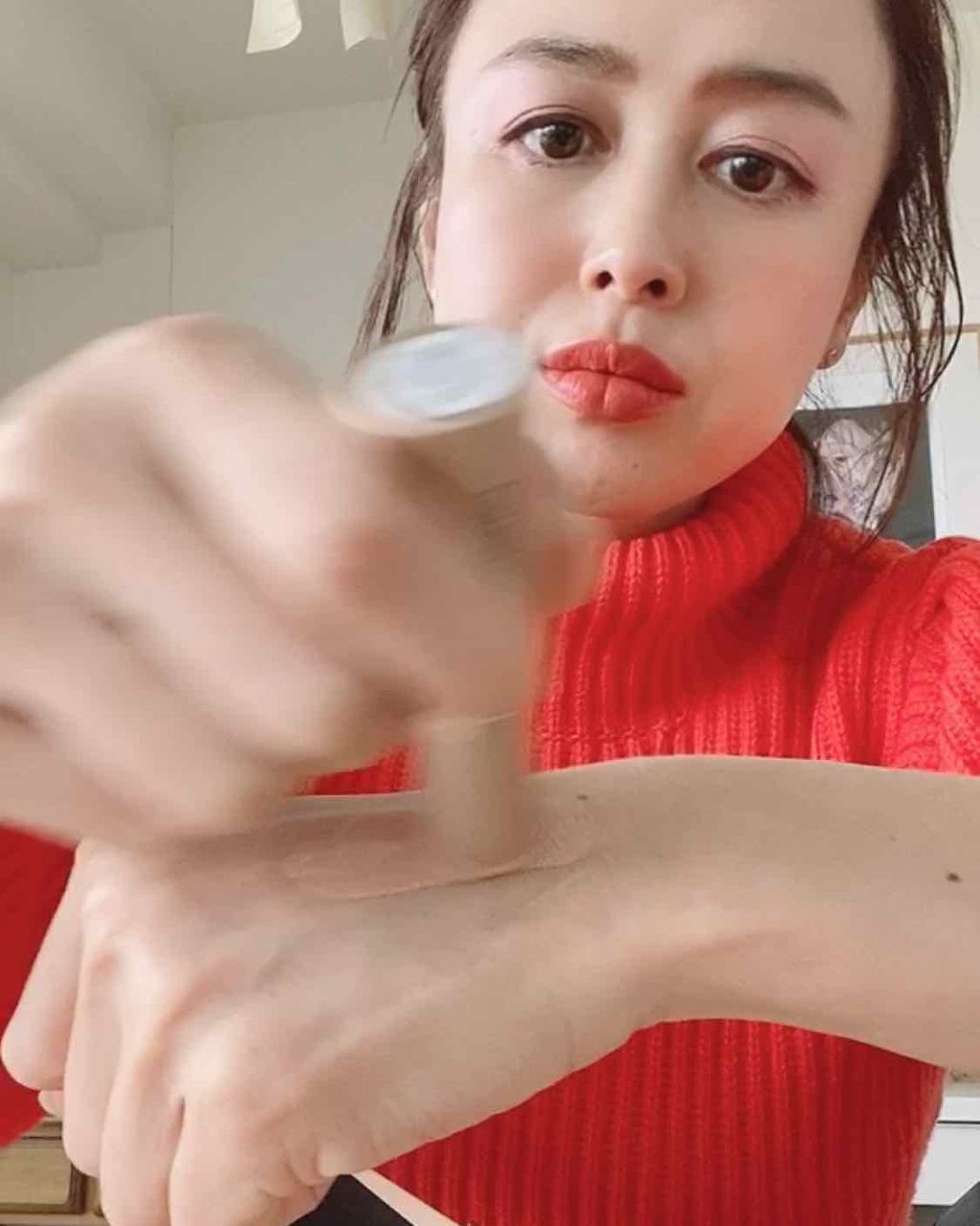 CR ハイドレイティング ファンデーション スティック/bareMinerals/その他ファンデーションを使ったクチコミ（1枚目）