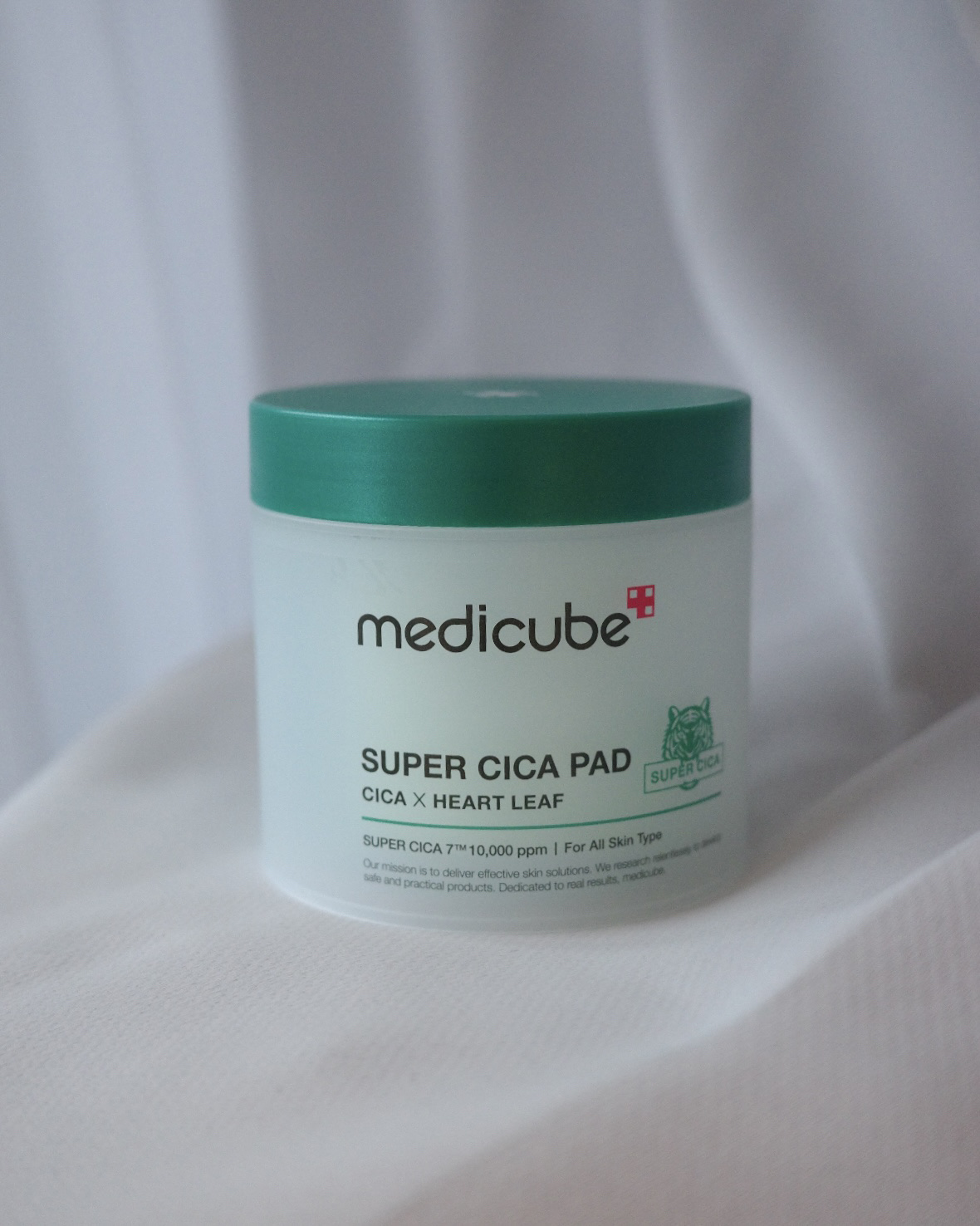 MEDICUBE スーパーシカパッドのクチコミ「MEDICUBE💚鎮静水分パッド

【MEDICUBE スーパーシカパッド】

.

たっぷり.....」（1枚目）