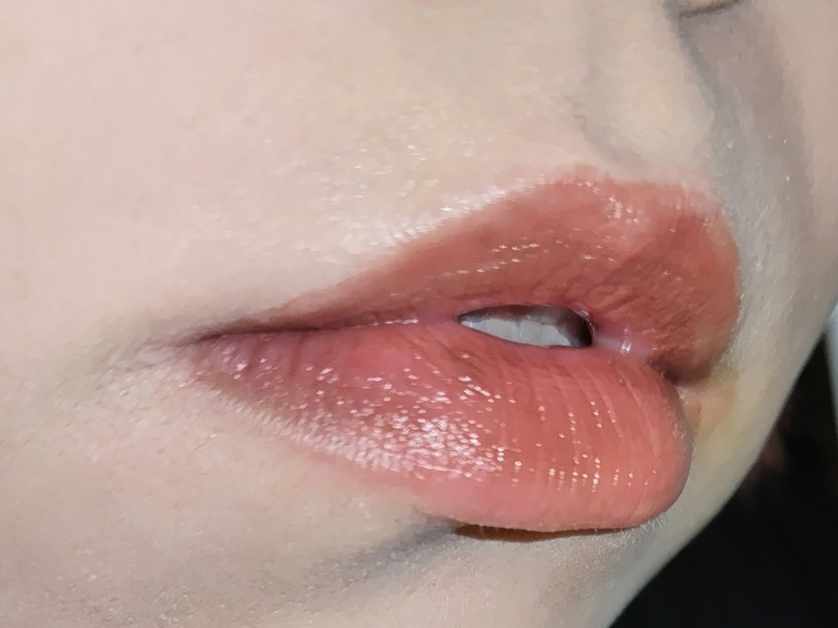 ラスターガラス リップスティック アイ ディザーブ ディス/M・A・C/口紅を使ったクチコミ（3枚目）