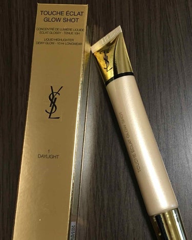 ⭐購入品⭐
YSL ラディアント タッチ グロウ ショット1

あたしはハイライトとして使用しましたが
自然なツヤが出て綺麗でした🎵
多分新作だったと思います( ˊᵕˋ )