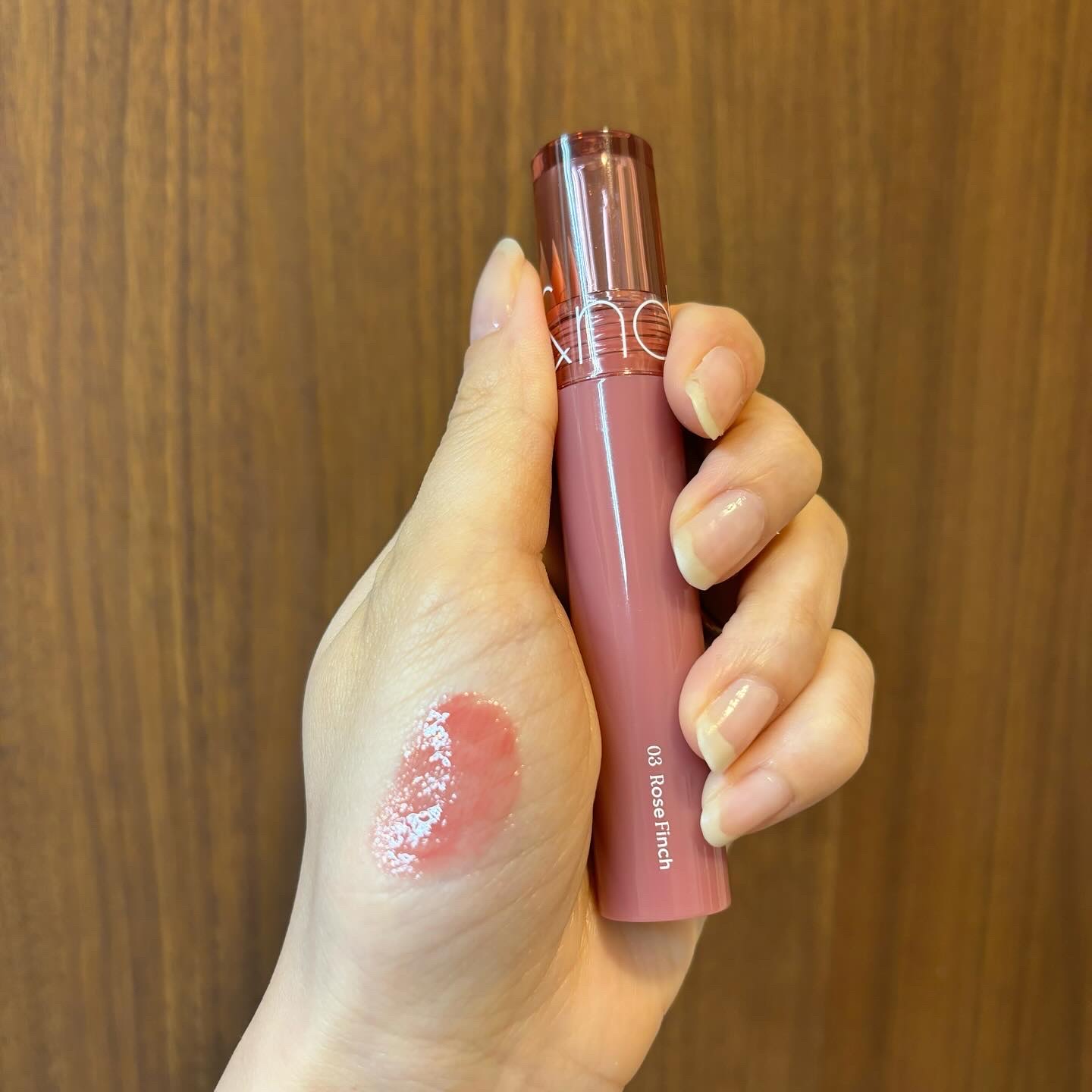 グラスティングカラーグロス/rom&nd/リップグロスを使ったクチコミ（2枚目）