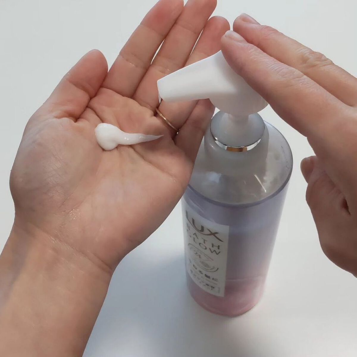 バスグロウ ストレート&シャイン シャンプー/トリートメント/LUX/市販シャンプーを使ったクチコミ（3枚目）