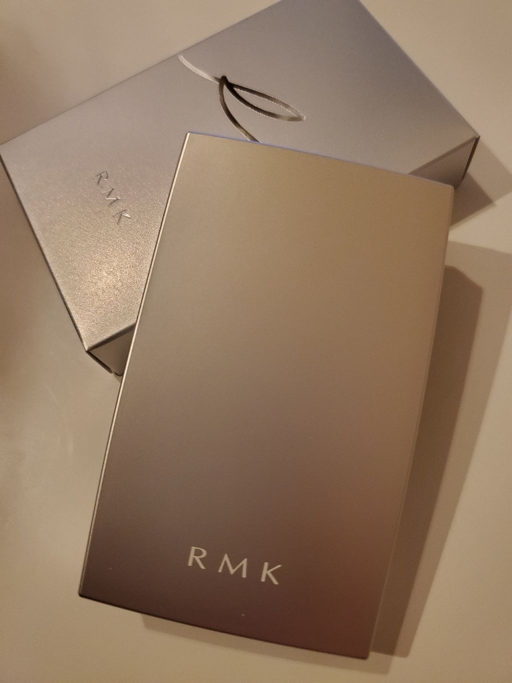 RMK シルクフィットフェイスパウダー/RMK/プレストパウダーを使ったクチコミ(2枚目)