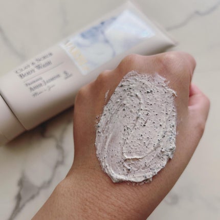 CLAY & SCRUB BODY WASH/SWATi MARBLe/ボディスクラブを使ったクチコミ(4枚目)