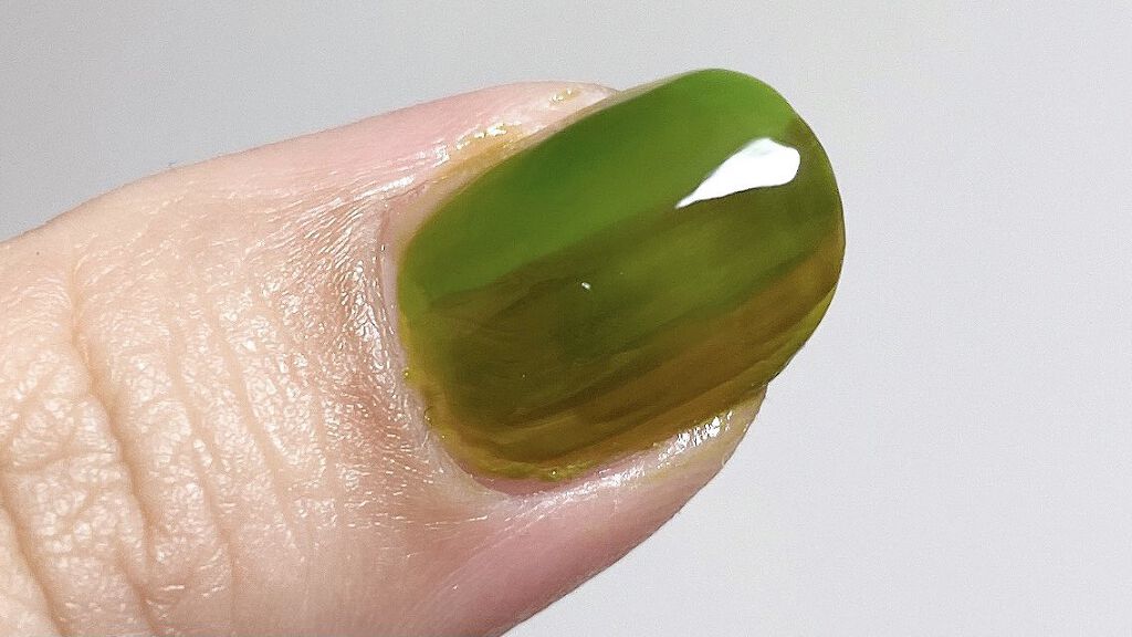 ネイルホリック Juicy color GR702/ネイルホリック/マニキュアを使ったクチコミ（1枚目）