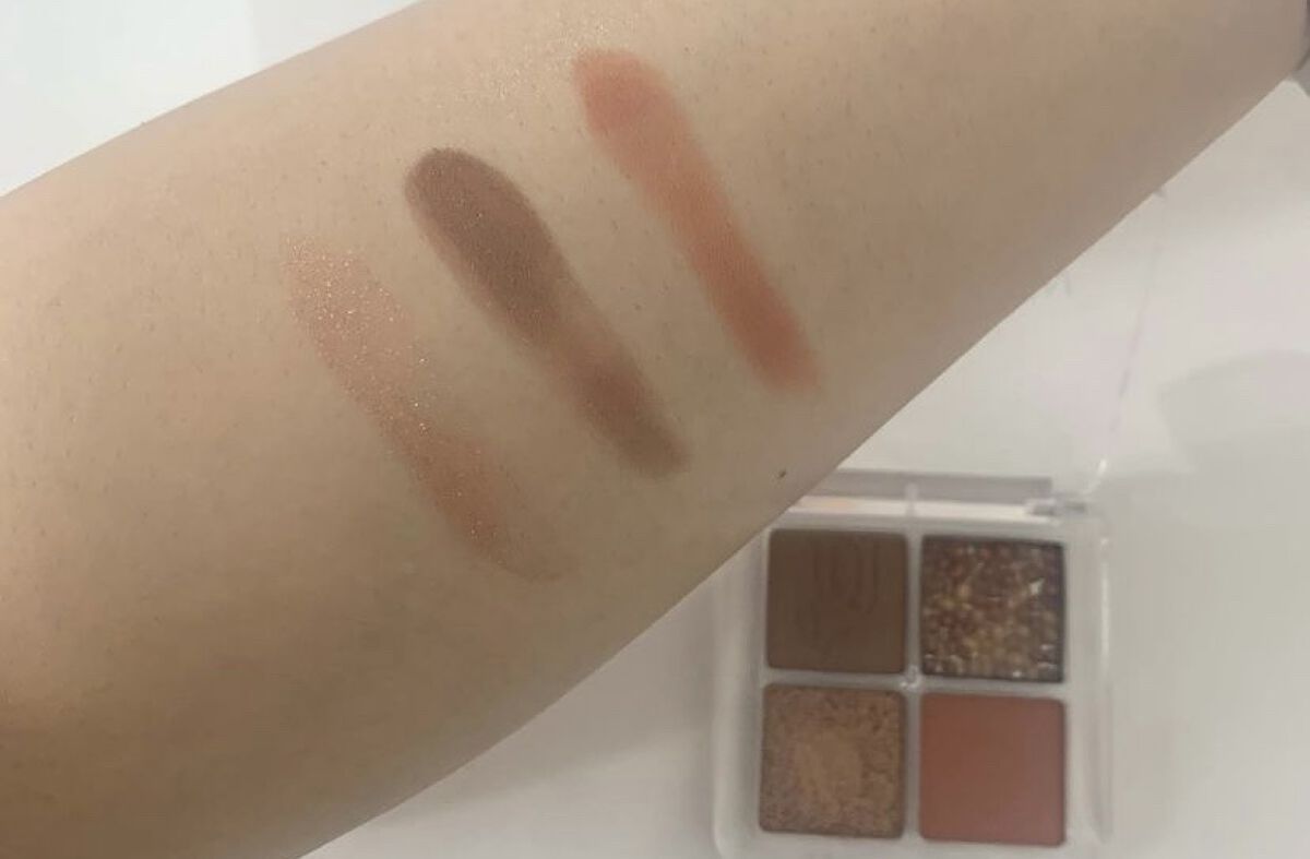 キャビアモイストタッチアイカラー /VOW/アイシャドウパレットを使ったクチコミ（2枚目）