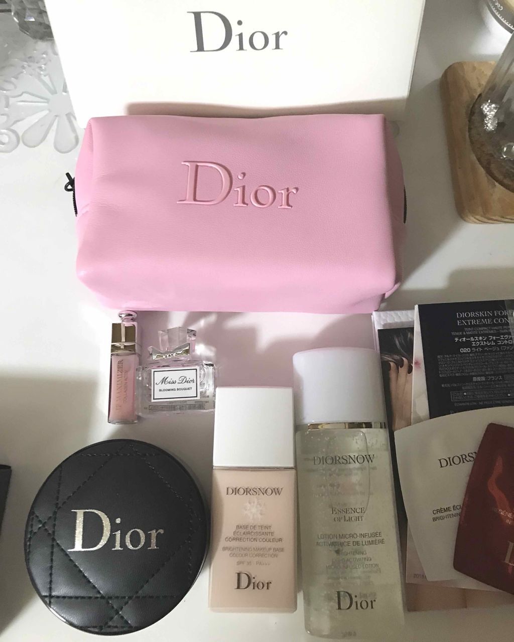 【旧】スノー メイクアップ ベース UV35 SPF35／PA+++/Dior/化粧下地を使ったクチコミ（1枚目）