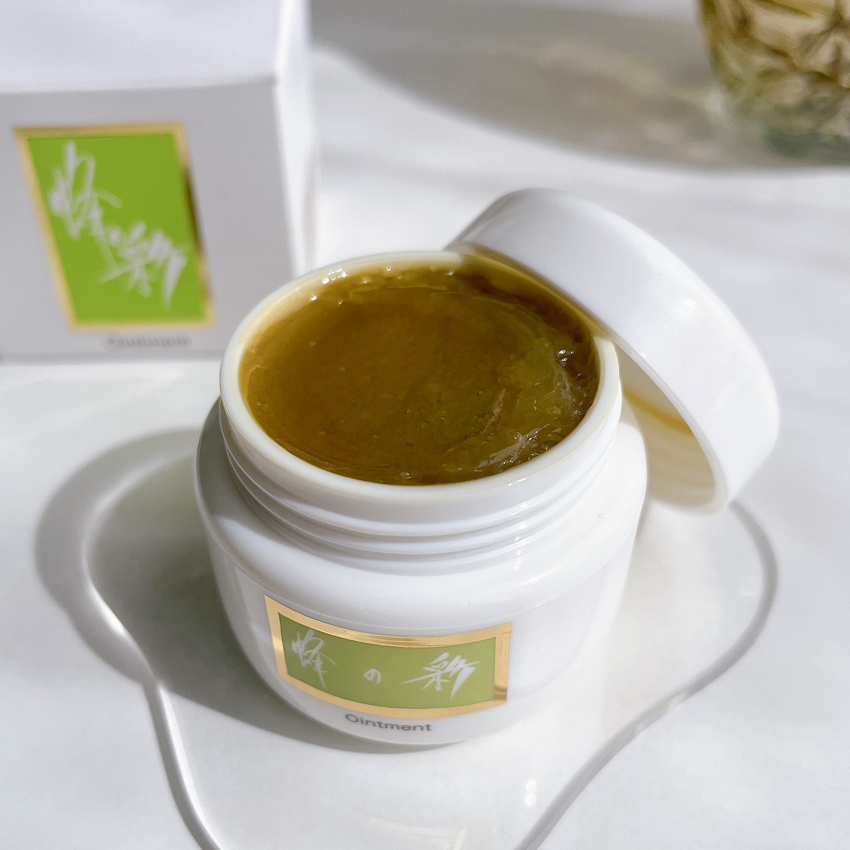 蜂彩膏　ハッカ成分無し/蜂の宝本舗/ボディクリームを使ったクチコミ（2枚目）