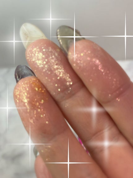 スプリンクル オブ マジック ミニ グリッター キット /M・A・C/パウダーアイシャドウを使ったクチコミ(3枚目)