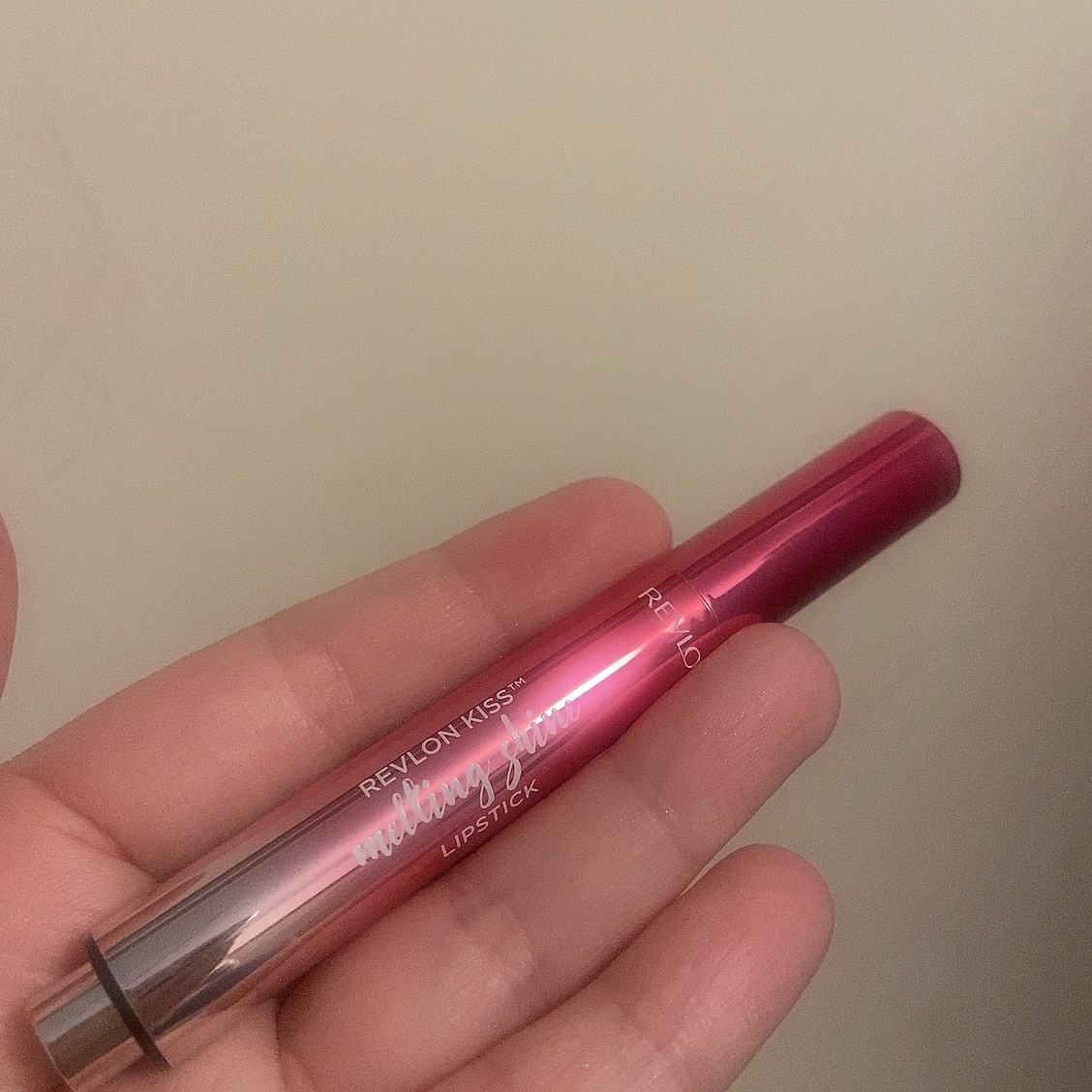 キス メルティング シャイン リップスティック 007 ピンク トパーズ/REVLON/口紅を使ったクチコミ（1枚目）