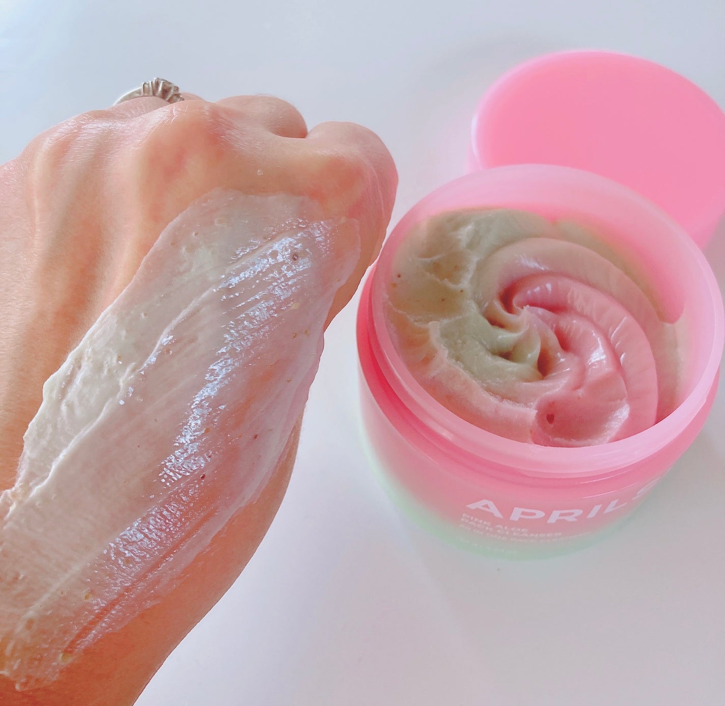 ピンクアロエメレンゲクレンザー/APRILSKIN/その他洗顔料を使ったクチコミ(4枚目)