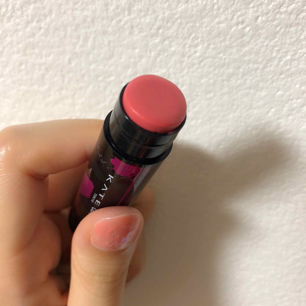 モイストピュアカラーリップ/ニベア/リップクリームを使ったクチコミ(2枚目)