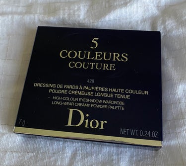 ついについに念願の
#Dior
#サンク クルール クチュール
#429
#トワル ドゥ ジュイ
買ってしまったー^ - ^

ずっと迷いに迷って先送りにしてたけど
今回は勢いで買ってしまった^ - ^