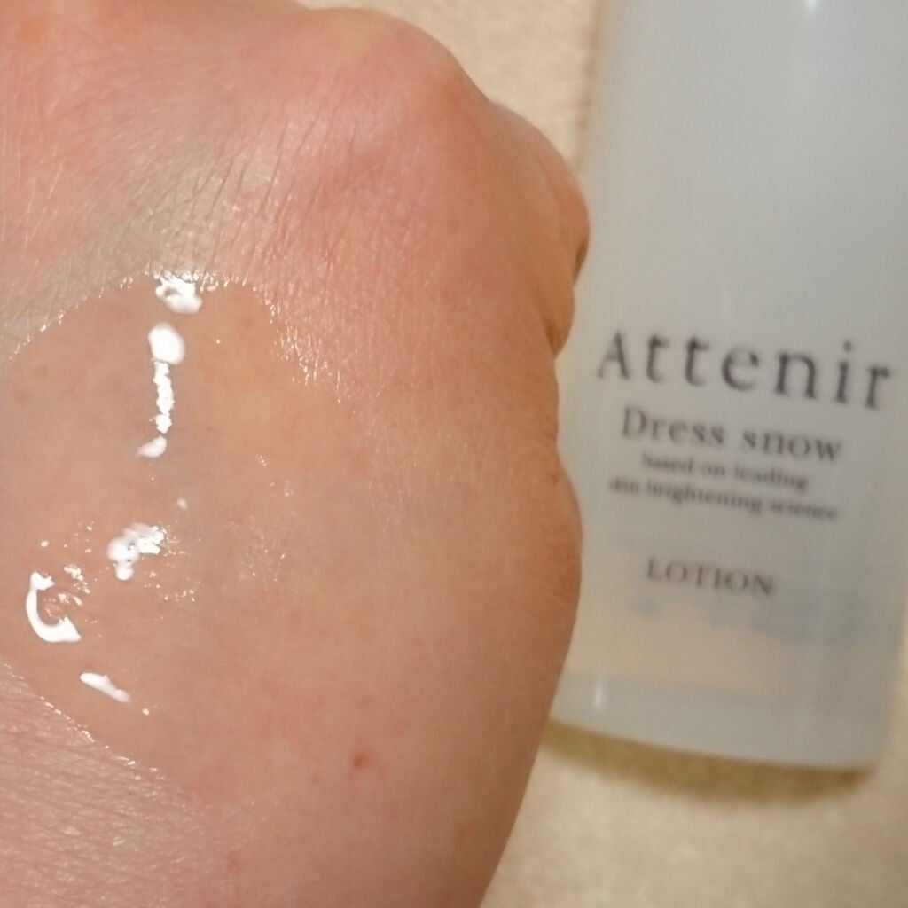 ドレススノー ローション【医薬部外品】 /アテニア/化粧水を使ったクチコミ(4枚目)