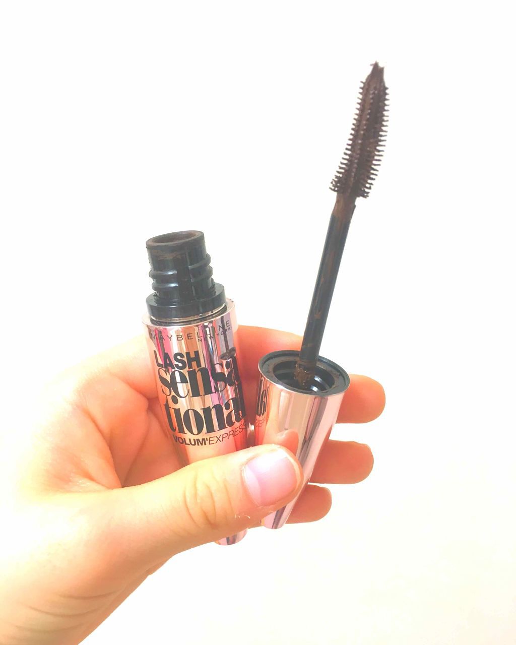 ボリューム エクスプレス ラッシュセンセーショナル/MAYBELLINE NEW YORK/マスカラを使ったクチコミ（2枚目）