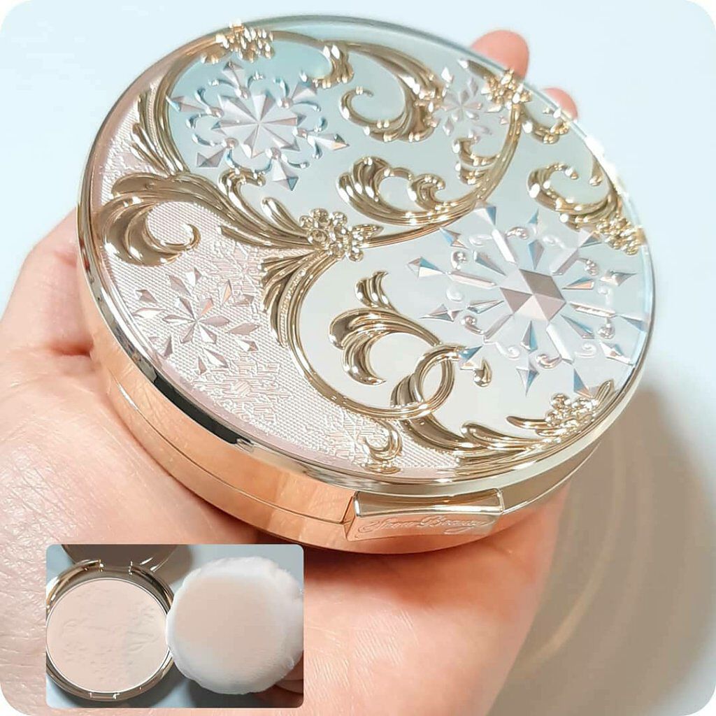 スノービューティー ホワイトニング スキンケアパウダーP2021		/スノービューティー/プレストパウダーを使ったクチコミ（1枚目）