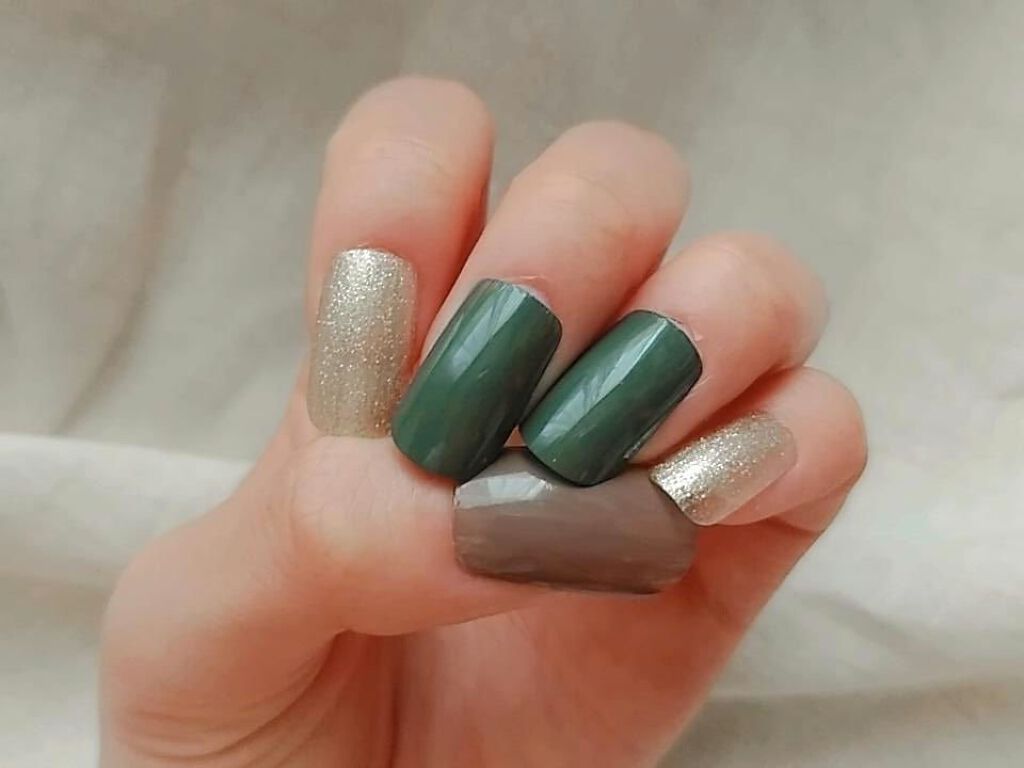 ネイル接着両面テープ/DAISO/ネイル用品を使ったクチコミ（2枚目）