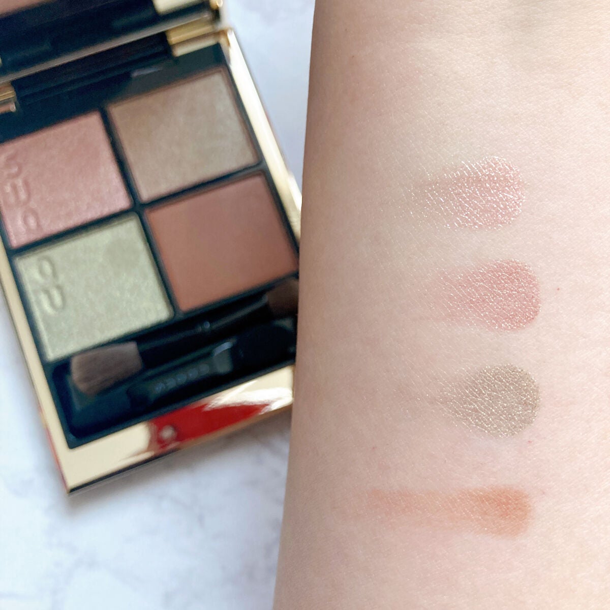 シグニチャー カラー アイズ/SUQQU/アイシャドウパレットを使ったクチコミ(3枚目)