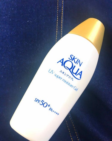 #スキンアクア スーパーモイスチャージェルa
日焼け止めジェルです☀️✨
¥600くらいでした(曖昧)
SPF50＋  PA + + + + です！


初めて塗った時は、え！？これが日焼け止め！？って