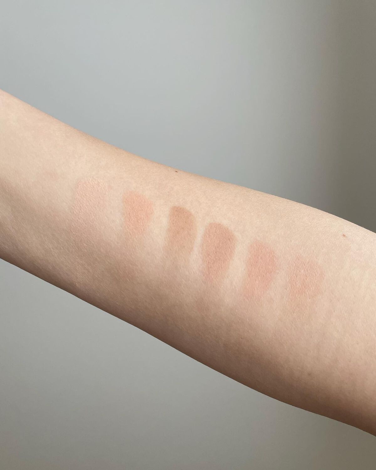 misato | VoCEアンバサダー on LIPS 「最近のお気に入りアイシャドウ。Dintoのブラーフィニッシュア..」(3枚目)