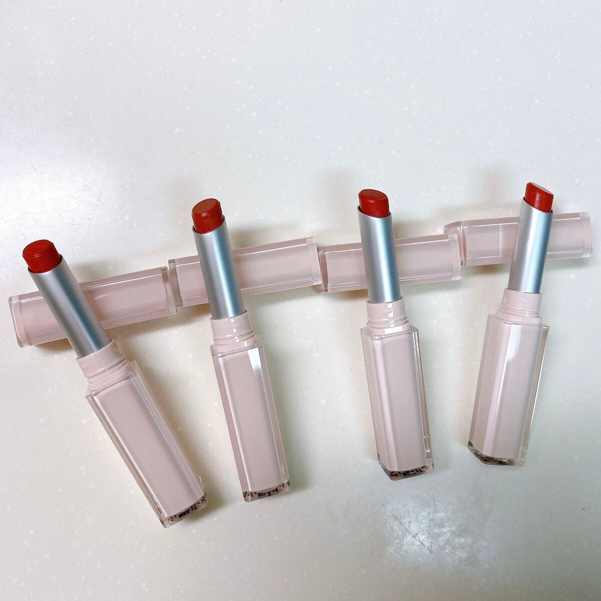 グリッタースノー パウダーヴェールリップトーク/ETUDE/口紅を使ったクチコミ(1枚目)