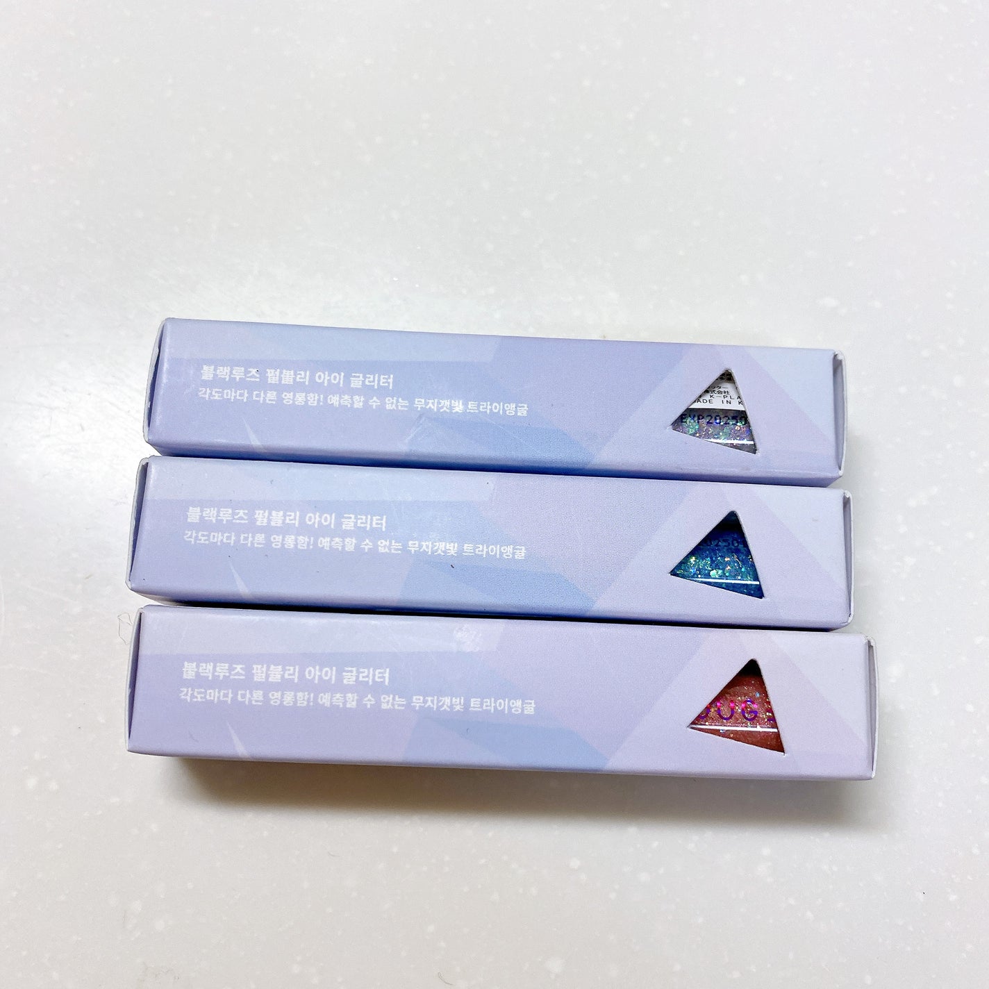 パールブリー アイグリッター トライアングル/BLACK ROUGE/グリッターを使ったクチコミ(7枚目)