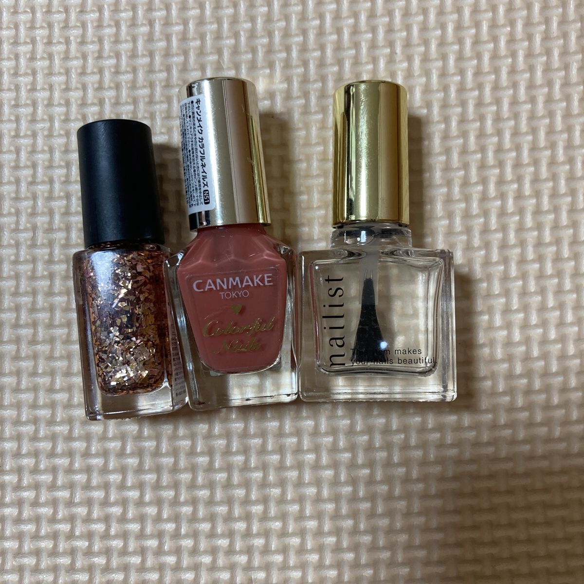 カラフルネイルズ N51 コーラルピンク/キャンメイク/マニキュアを使ったクチコミ（1枚目）