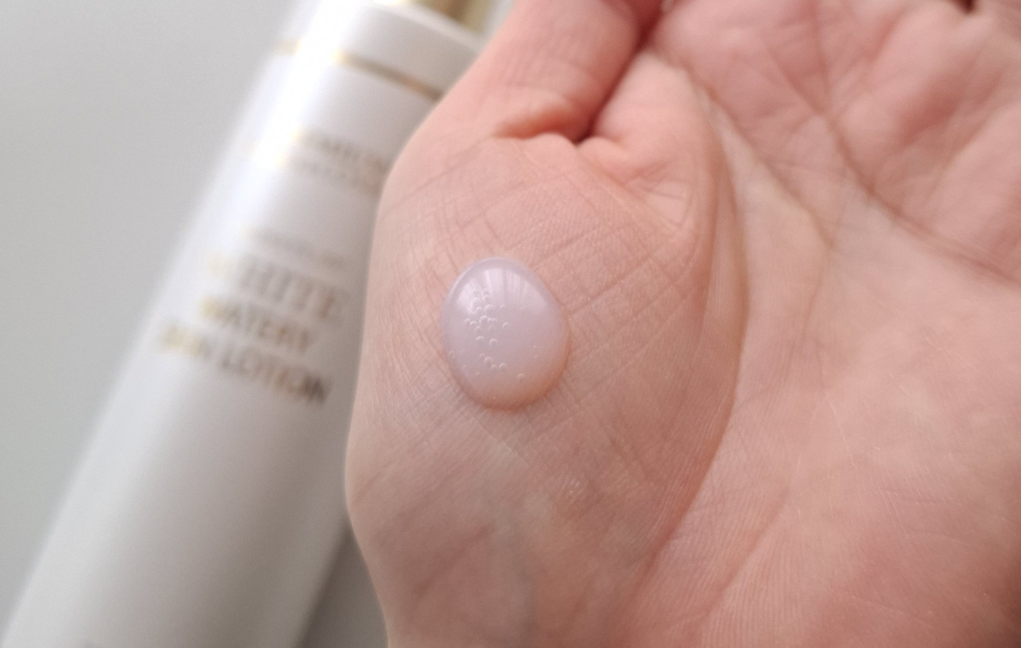 美白ウォータリースキンローション/世田谷コスメ/化粧水を使ったクチコミ（3枚目）