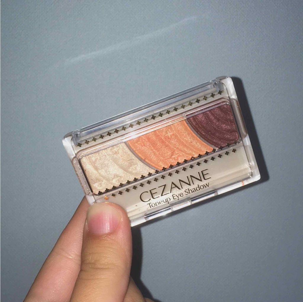 トーンアップアイシャドウ/CEZANNE/アイシャドウパレットを使ったクチコミ(2枚目)