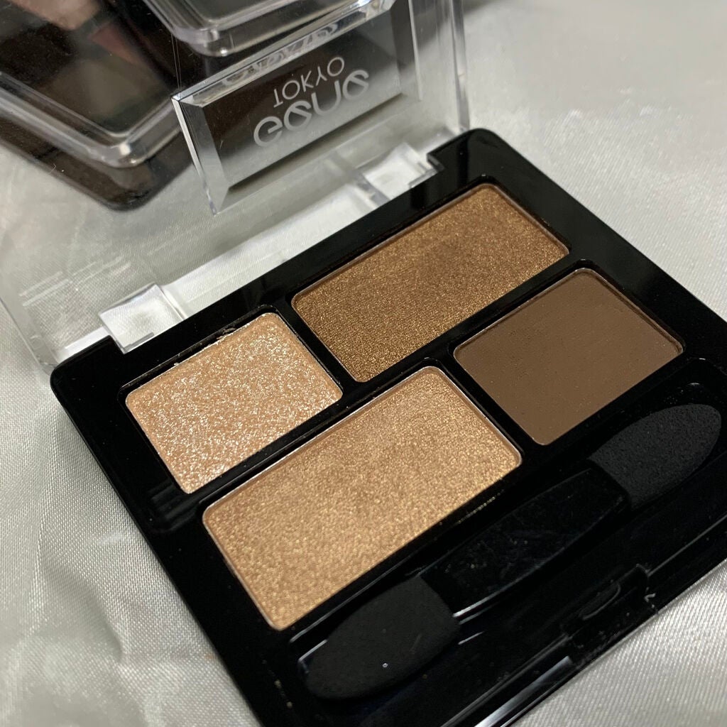 リラクシーアイシャドウ/GENE TOKYO/アイシャドウパレットを使ったクチコミ(2枚目)